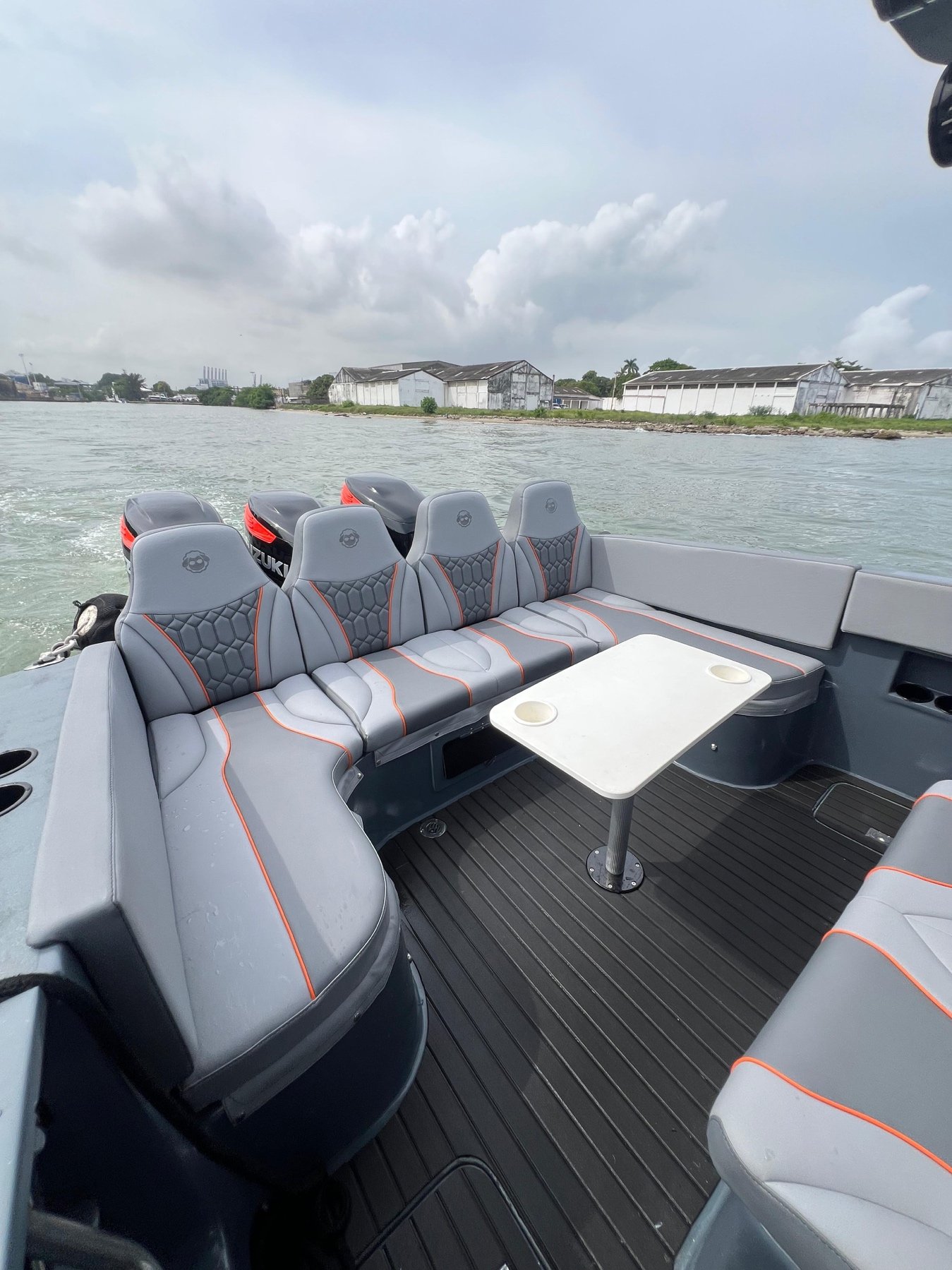 BOTE DEPORTIVO BLACK SHEEP 39 FT CARTAGENA